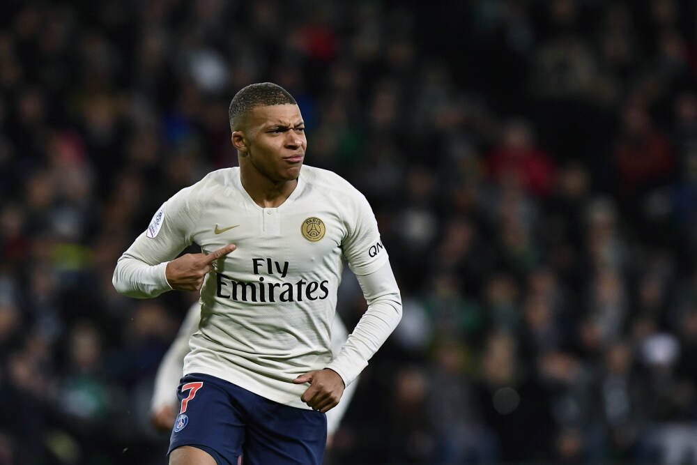 好评中国丨从政策深处到田埂之上 让“三农”活力遍田野